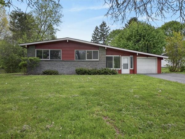 648 Pinnacle Road, Pittsford, NY 14534