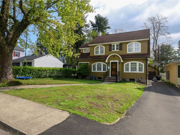 98 Sunnyside Drive , Elmira, NY 14905