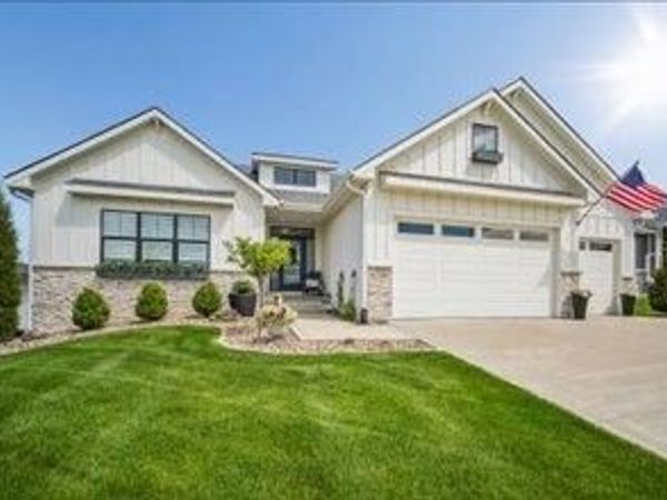 1706 Peaceful Circle, Norwalk, IA 50211
