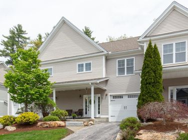 89 Woodview Way, Manchester, NH 03102