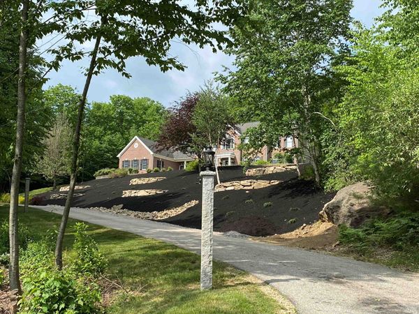 25 Ellison Drive, Bedford, NH 03110