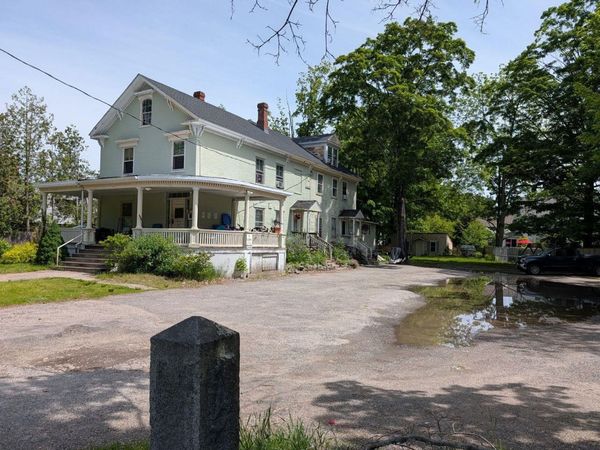 22 Pine Street, Exeter, NH 03833