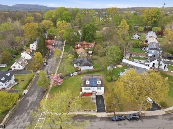 11 Gregory Ter, Morristown, NJ 07960