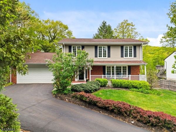 15 Lake Riconda Dr, Ringwood, NJ 07456