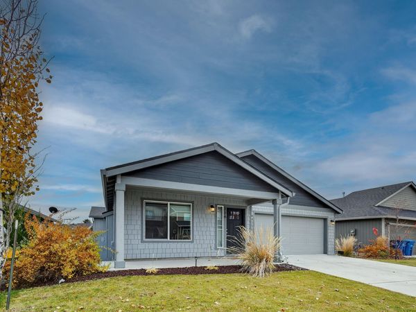 728 NE Brookstone Drive, Prineville, OR 97754