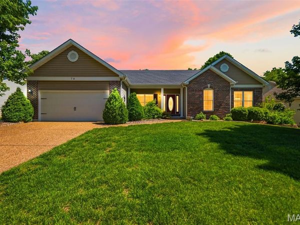 79 Harrisburg Court , St Peters, MO 63376