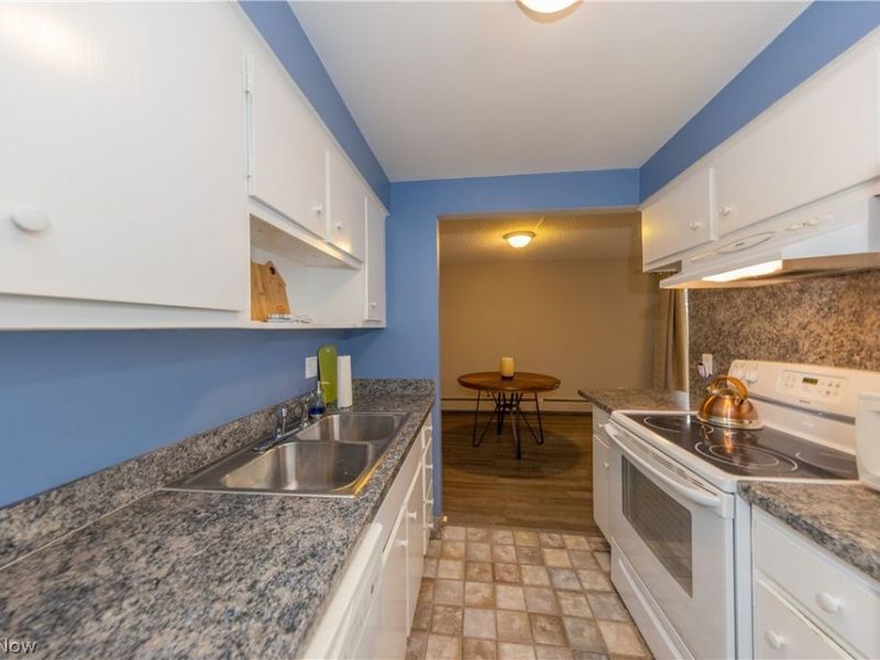 521 Tollis Parkway, Unit 288, Broadview Heights, OH 44147 Photo 12