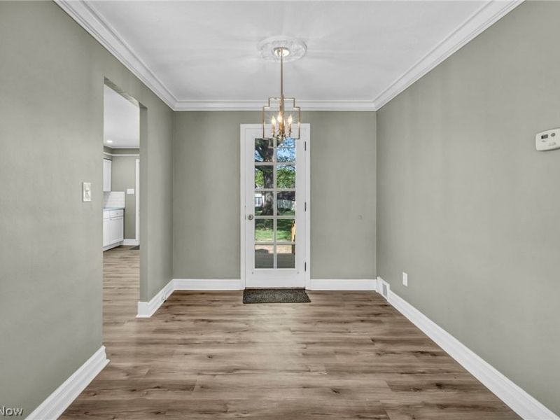 7198 Greenleaf Avenue , Parma, OH 44130 Photo 10