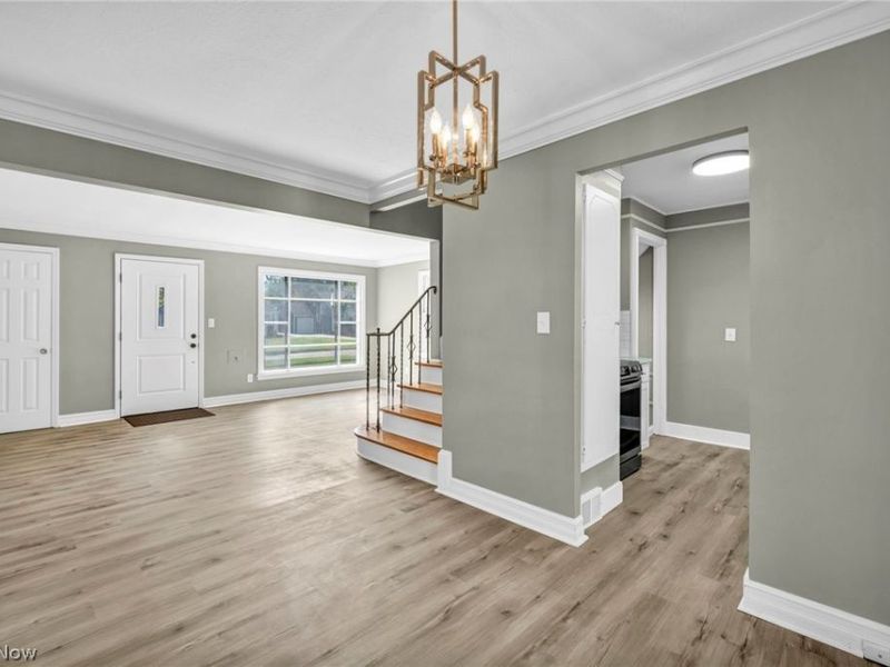 7198 Greenleaf Avenue , Parma, OH 44130 Photo 12