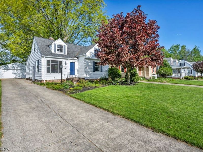 7198 Greenleaf Avenue , Parma, OH 44130 Photo 2