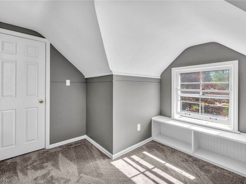 7198 Greenleaf Avenue , Parma, OH 44130 Photo 26