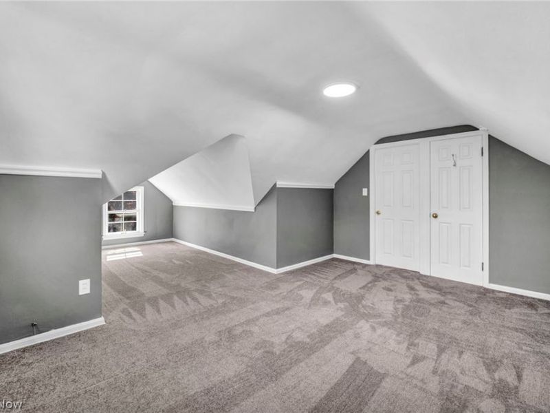 7198 Greenleaf Avenue , Parma, OH 44130 Photo 29