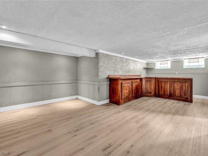7198 Greenleaf Avenue , Parma, OH 44130 Photo 32