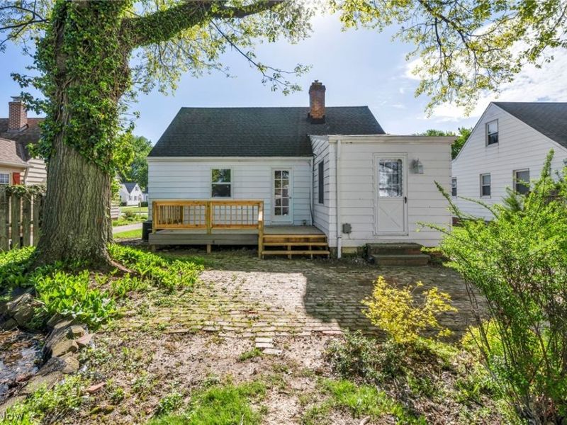 7198 Greenleaf Avenue , Parma, OH 44130 Photo 42