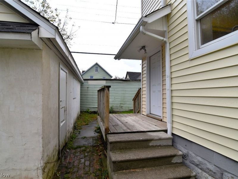 3017 Trowbridge Avenue, Cleveland, OH 44109 Photo 40