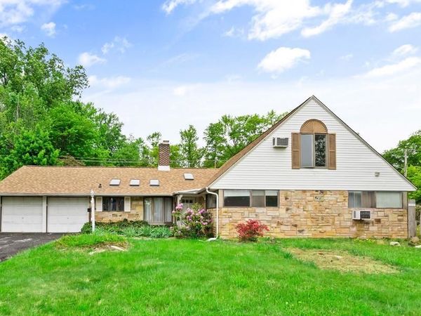 82 FORSYTHIA DRIVE E , Unit E, LEVITTOWN, PA 19056