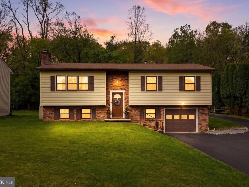 314 Parkview Road, Reading, PA 19606 Main Photo