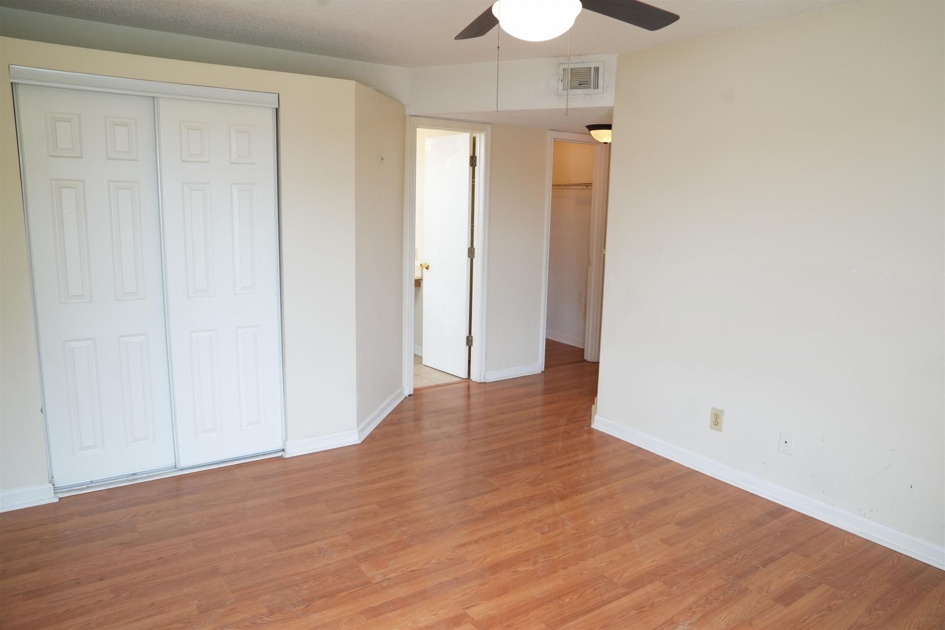 2210 Andover Dr.  Photo 13