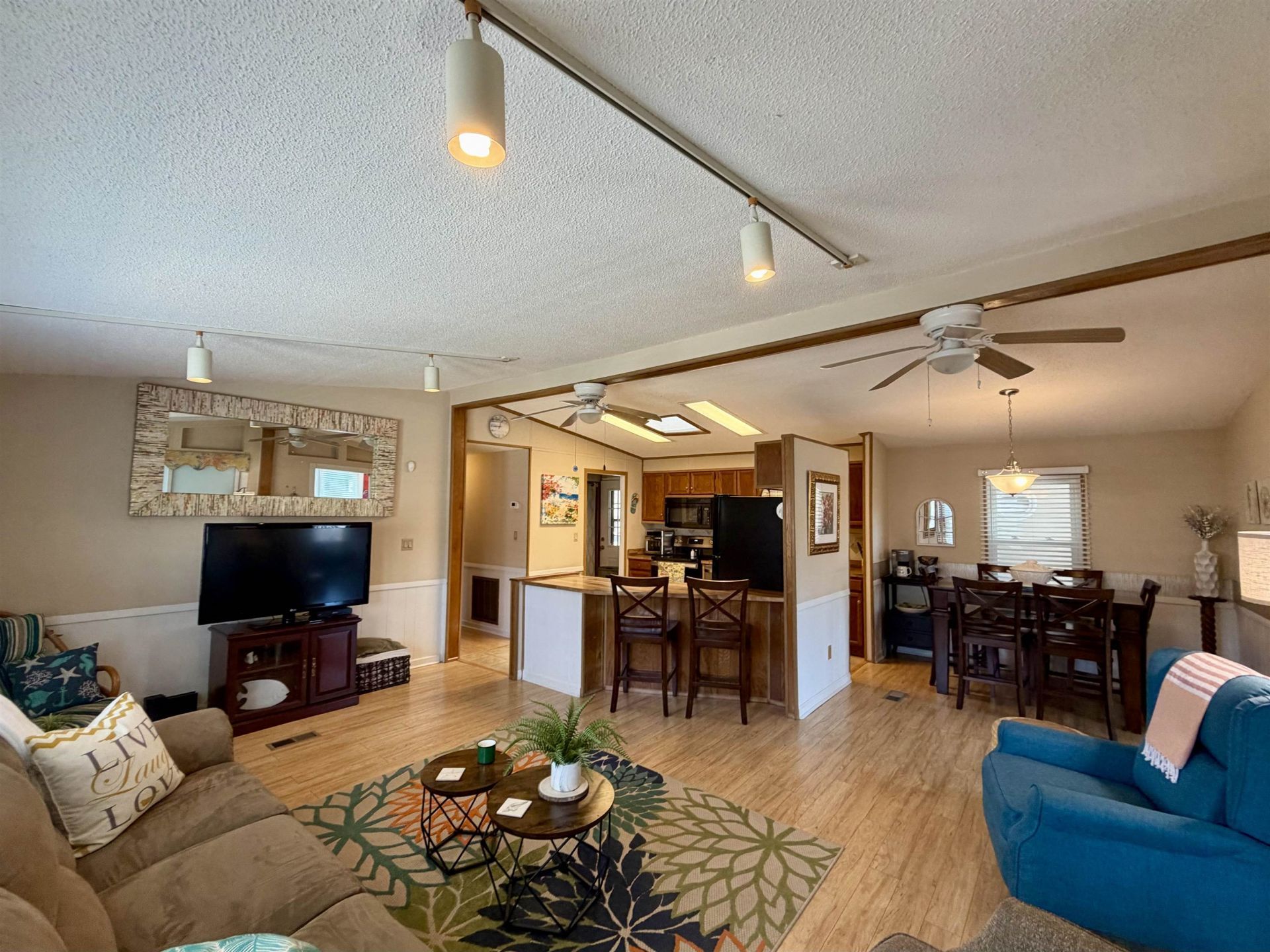 505 Meadowlark Dr.  Photo 16