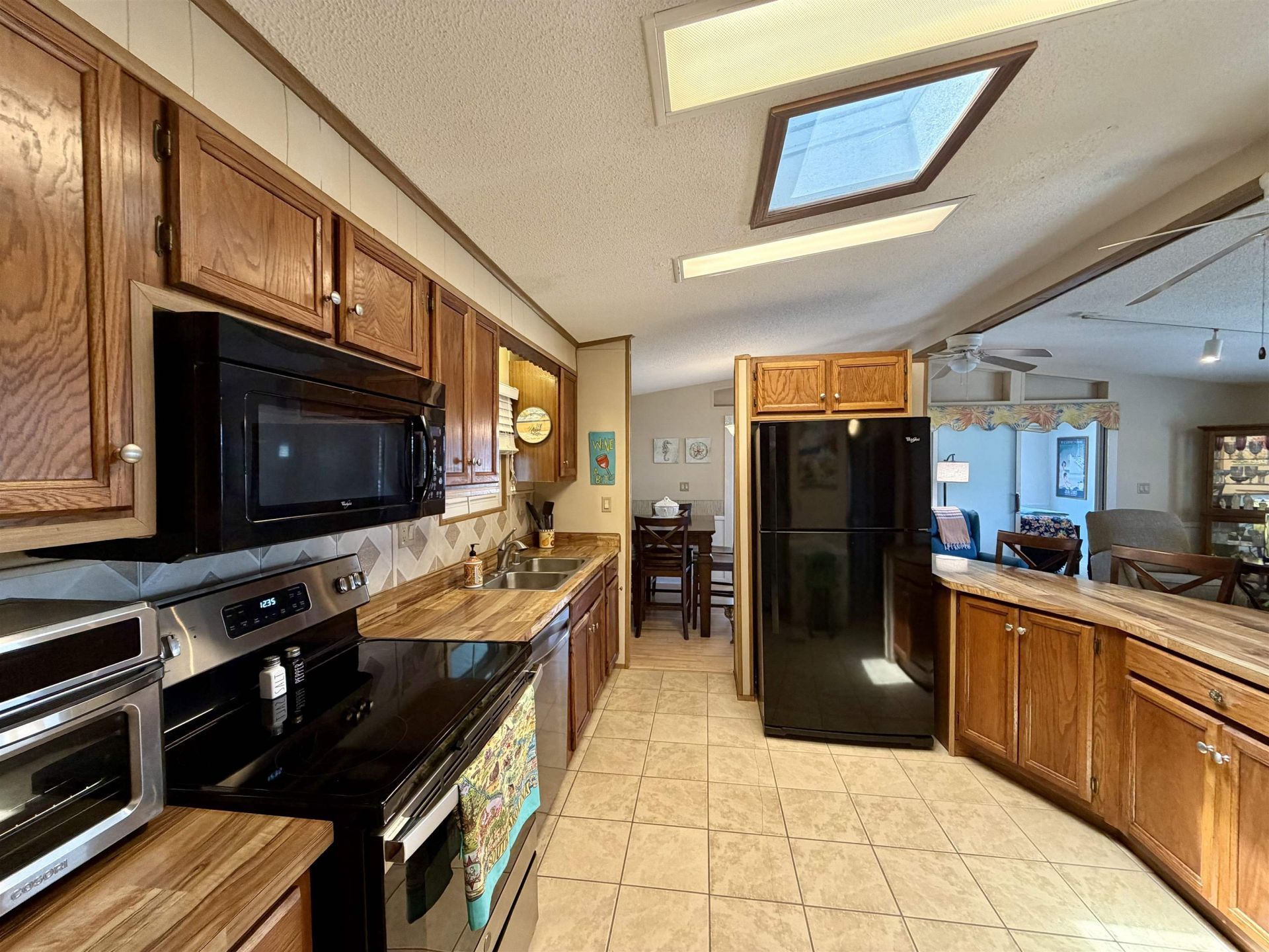 505 Meadowlark Dr.  Photo 5