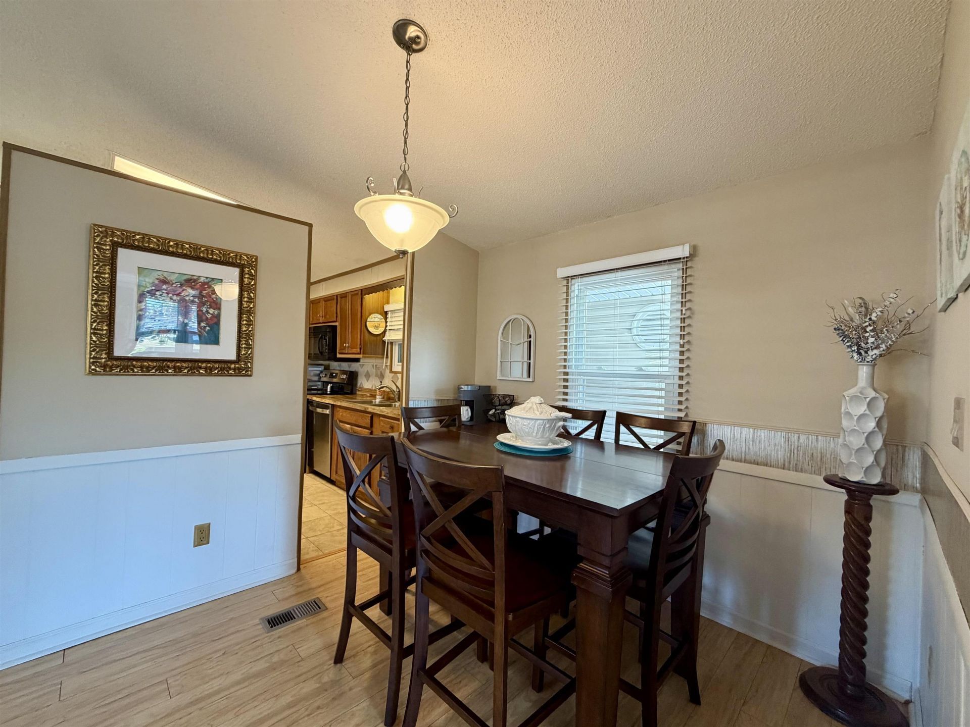 505 Meadowlark Dr.  Photo 7