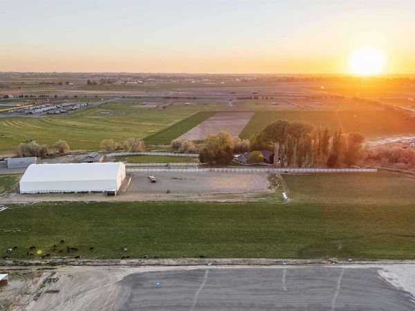 21256 Hwy 30, Filer, ID 83328