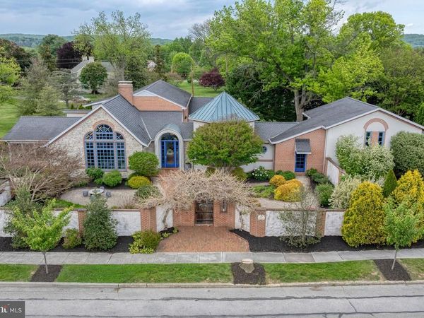 280 GRANT DRIVE, HANOVER, PA 17331