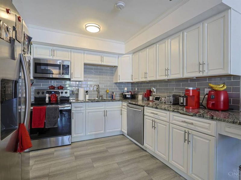 4905 Chalet Drive, Unit 111, Saint Bernard, OH 45217 Photo 7