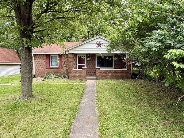 2323 N Leland Avenue , Indianapolis, IN 46218