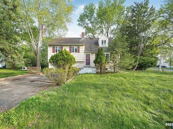 111 Deerfield Road, WAYNE, NJ 07470