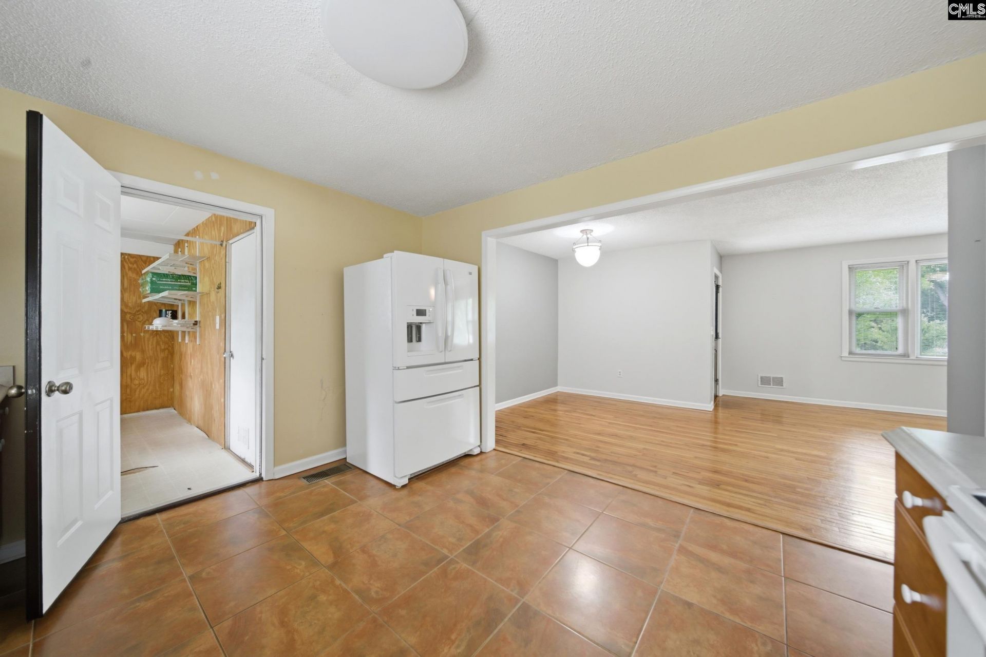 306 Auburn Road Photo 14