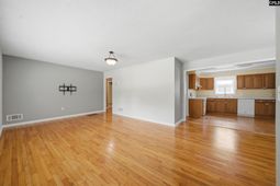306 Auburn Road photo 4