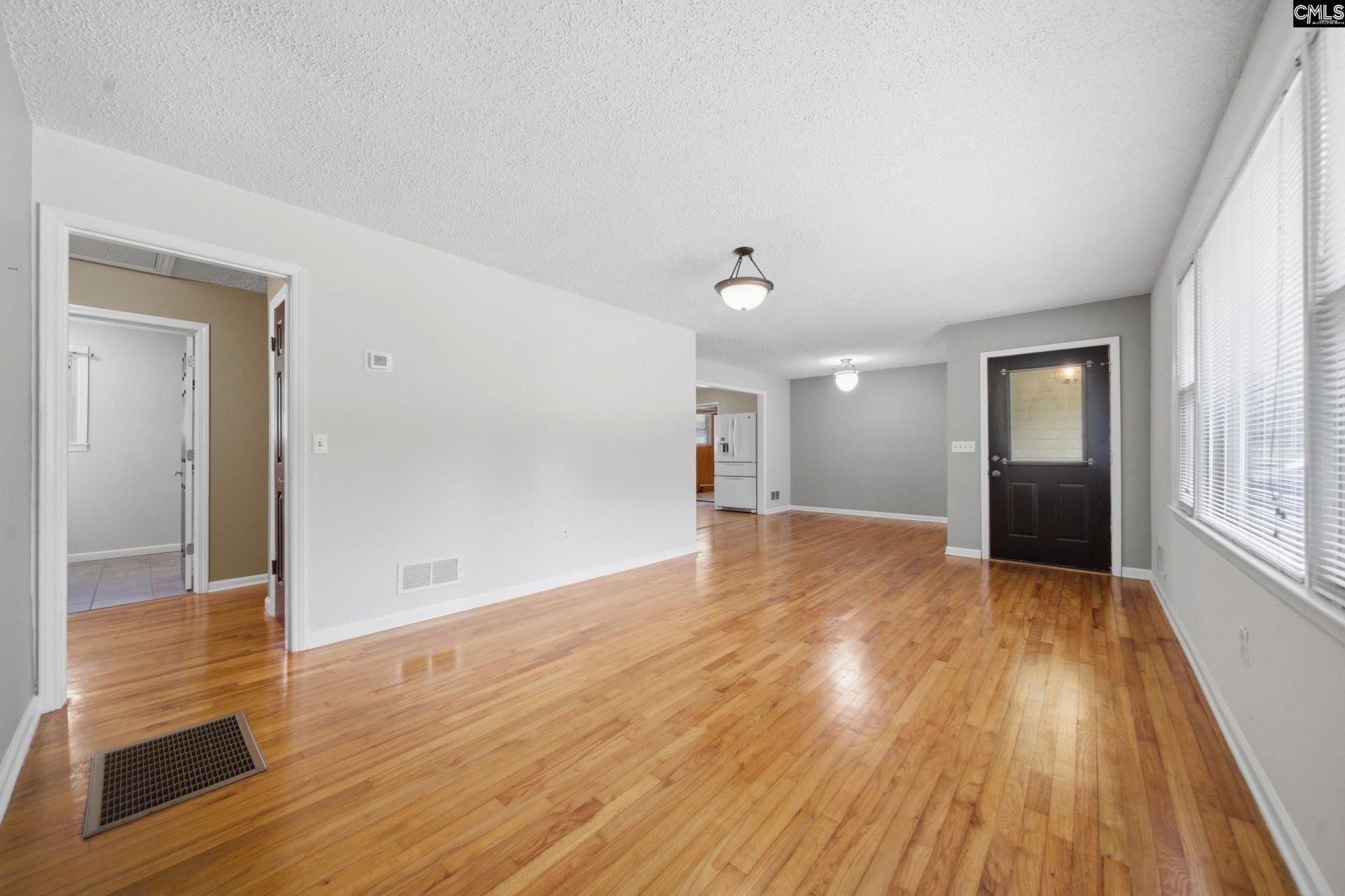 306 Auburn Road Photo 6