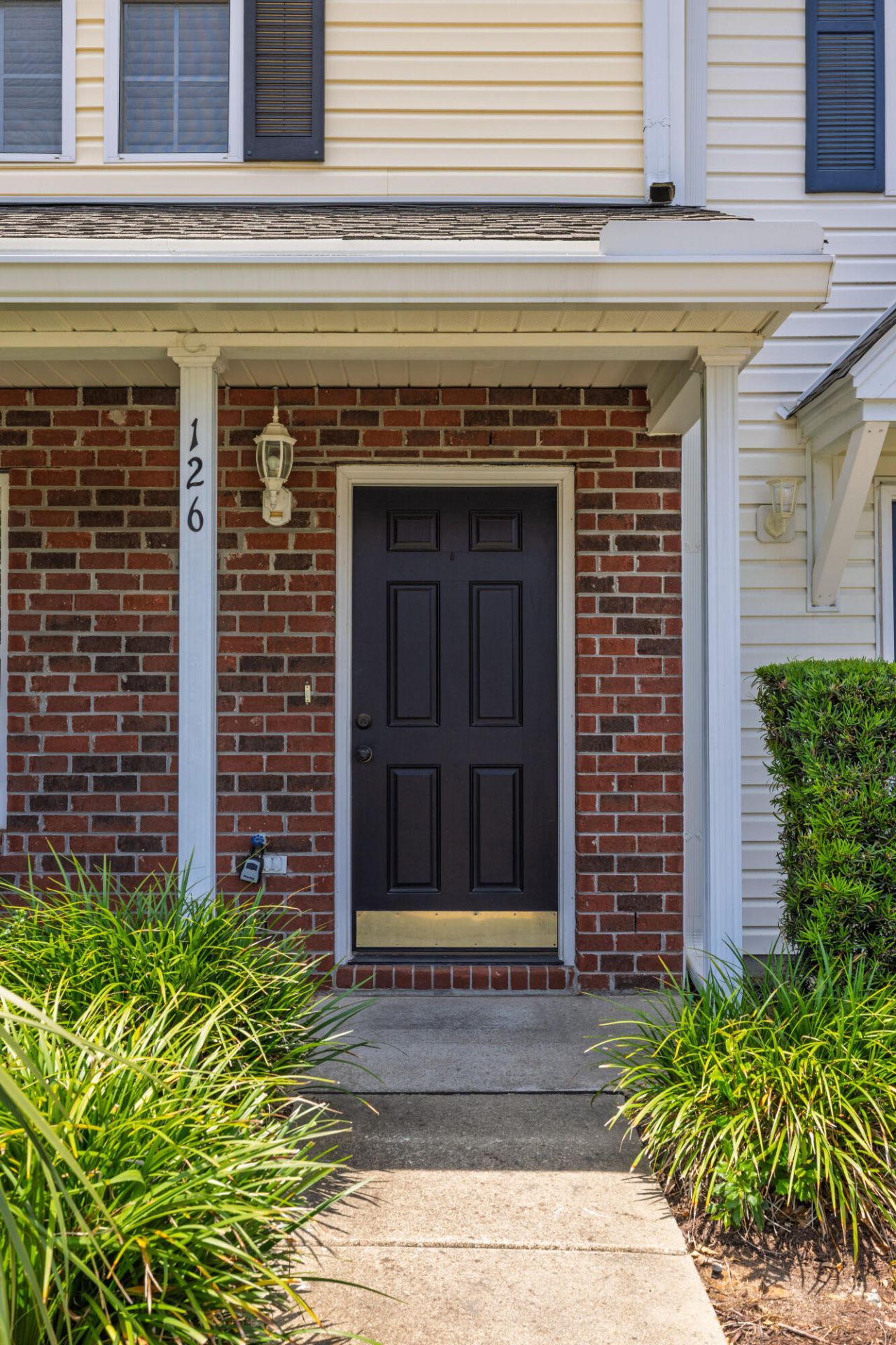 126 Brockman Way Photo 32