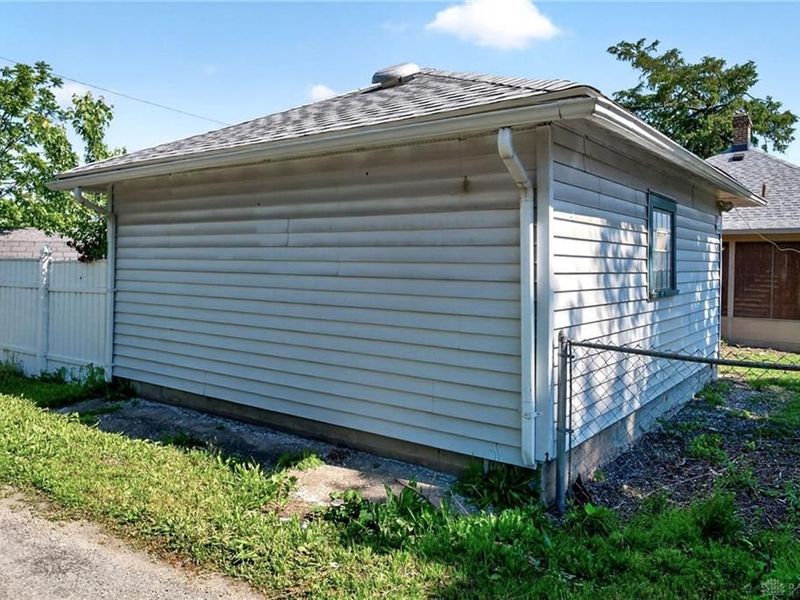 2056 Stegman Avenue, Dayton, OH 45404 Photo 34