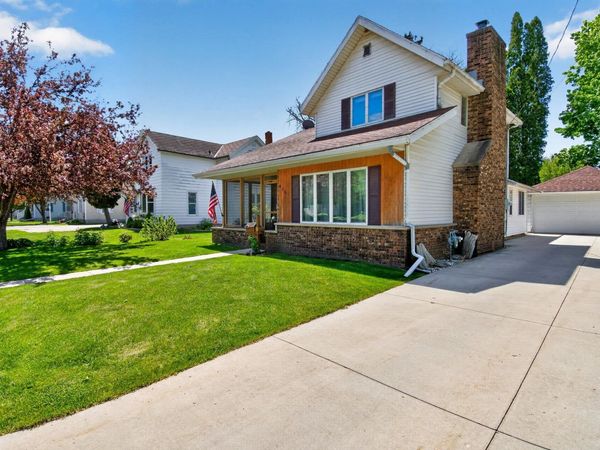 415 N High Street, Randolph, WI 53956