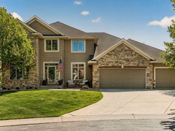 1046 Maplebeck Place NE, Byron, MN 55920