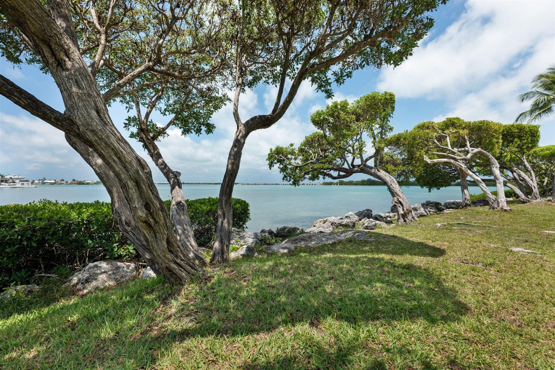 5037 Sunset Village Drive, Duck Key, FL 33050 Photo