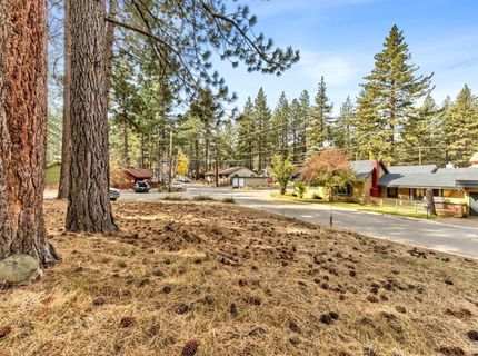 1199 Carson Avenue, South Lake Tahoe, CA 96150 Photo