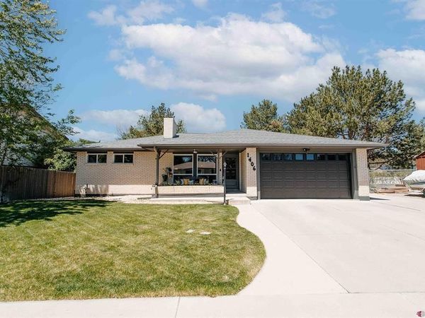 1406 Sherwood Drive, Montrose, CO 81401
