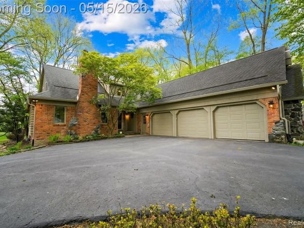 21734 Beauford Lane, Farmington Hills, MI 48167