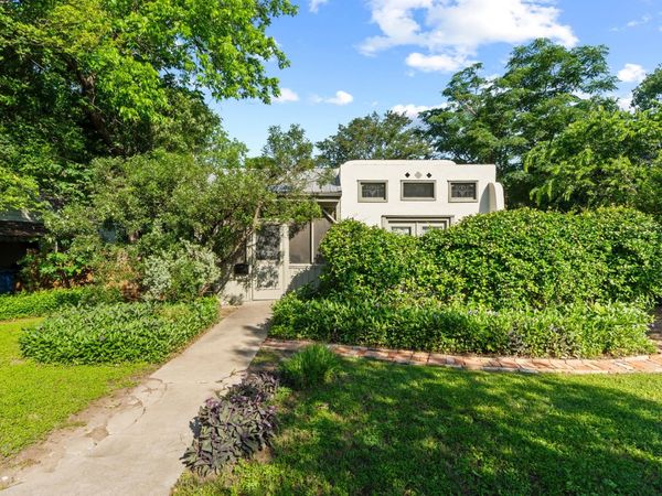 4802 Rowena Ave , Austin, TX 78751