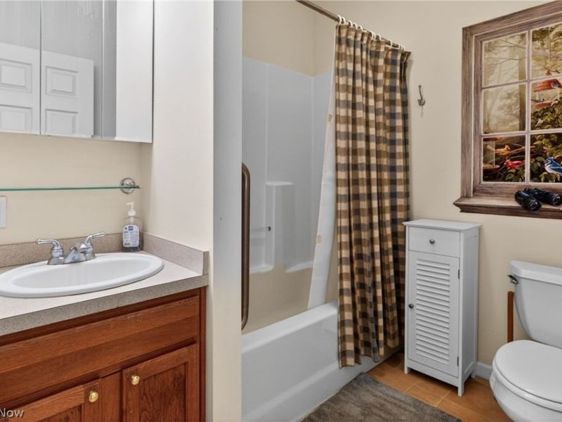 15 Hunters Woods Boulevard , Unit B, Canfield, OH 44406 Photo 38