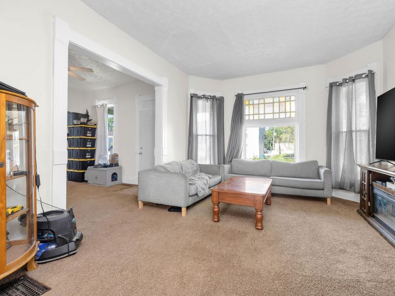 524 N Detroit Street, Bellefontaine, OH 43311 Photo 6