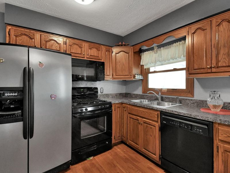 1381 Virginia Lane, Mansfield, OH 44905 Photo 10