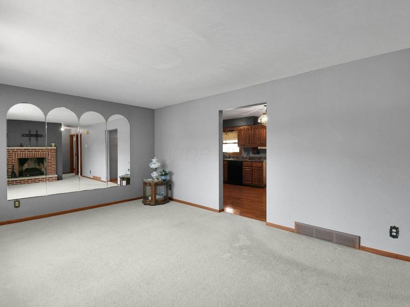 1381 Virginia Lane, Mansfield, OH 44905 Photo 6