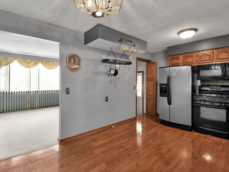 1381 Virginia Lane, Mansfield, OH 44905 Photo 9