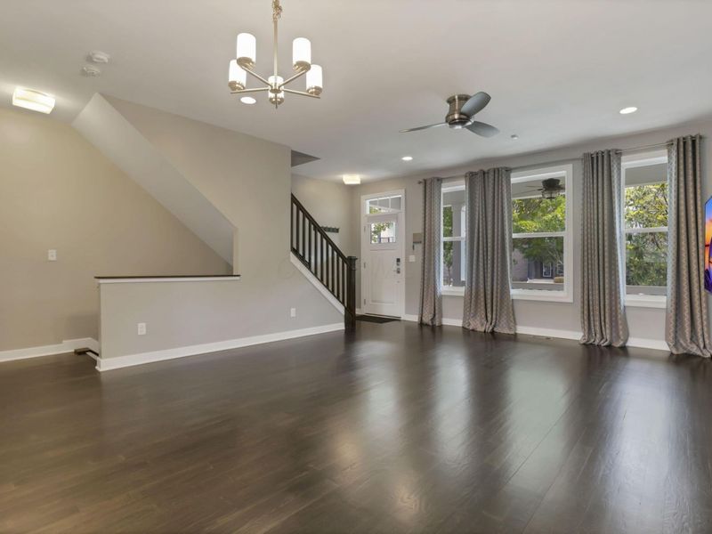 1299 N Grant Avenue, Columbus, OH 43201 Photo 3