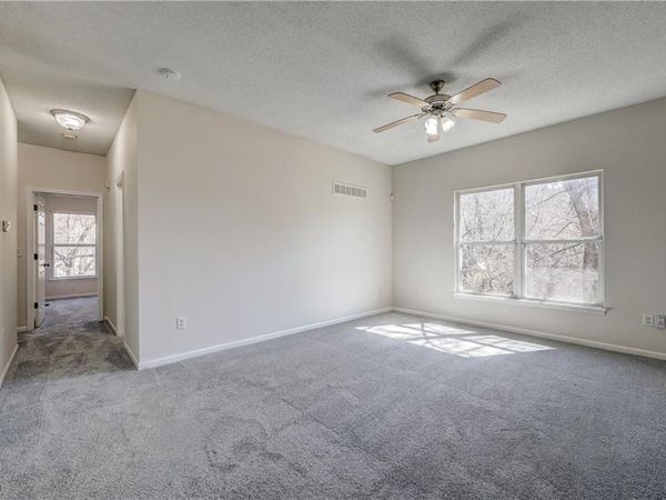 3301 N 103rd Terrace, Kansas City, KS 66109