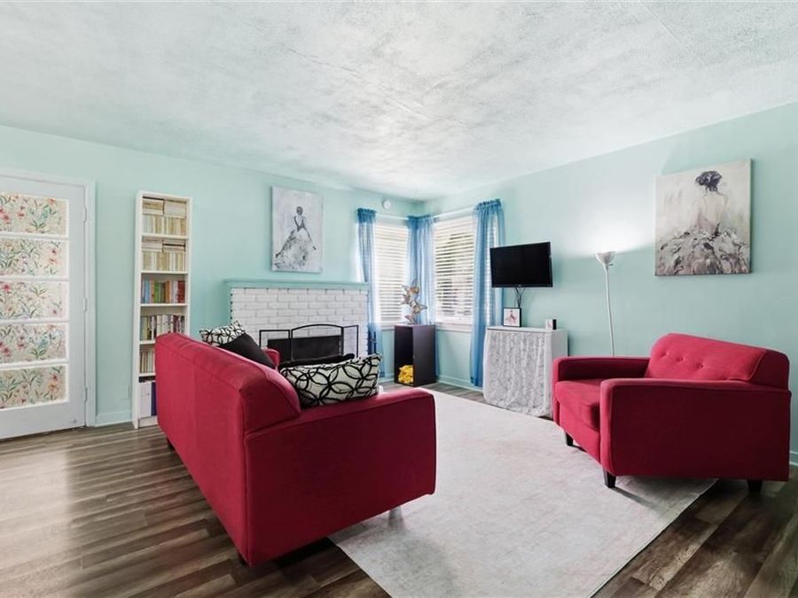 Property Image 6